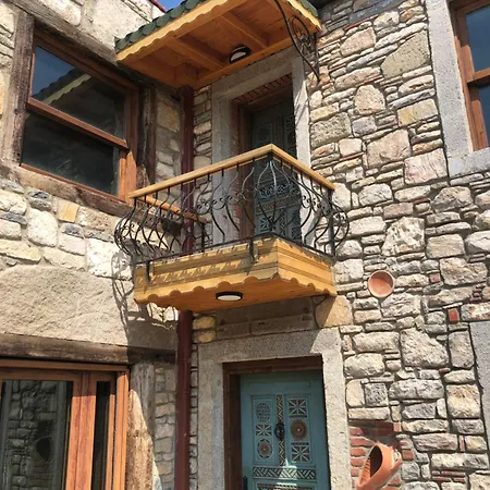 Plaja Cok Yakin Tarihi Tas Ev Villa