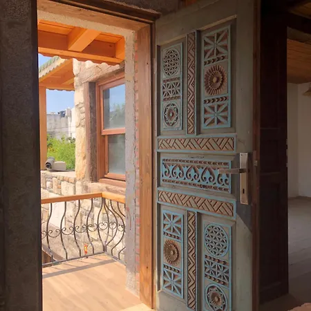 Vilă Plaja Cok Yakin Tarihi Tas Ev *