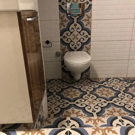 Plaja Cok Yakin Tarihi Tas Ev *