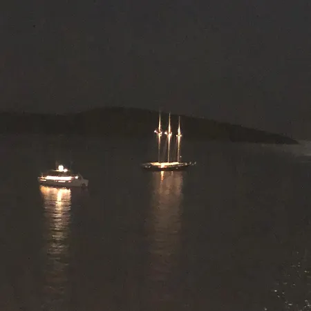 Plaja Cok Yakin Tarihi Tas Ev Вилла